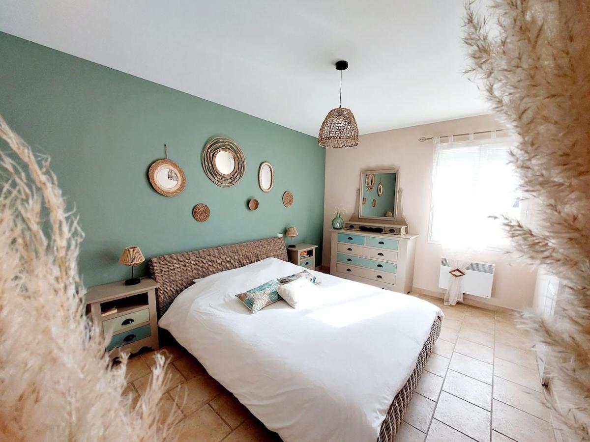 En Provence, Luberon, Villa Avec Piscine A Maubec Εξωτερικό φωτογραφία